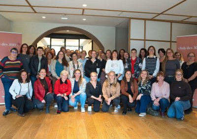 🎉 48 femmes réunies pour le lancement du Club des 300 en #GrandEst ! 🎉

↪️ Le samedi 27 septembre à #Strasbourg marquait officiellement la naissance du 
